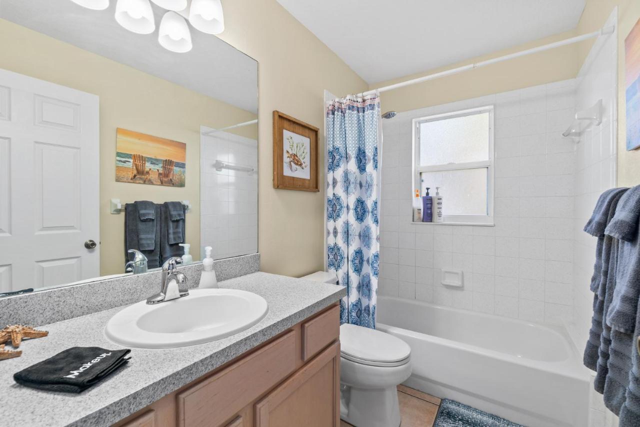 Heart Of The Waves: Beachside 3br Retreat With Hot Tub Holiday home *